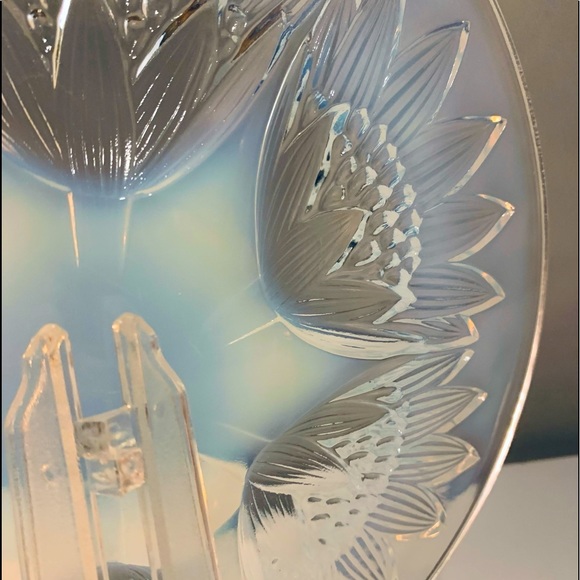 12” Art Deco Opalescent Art Glass Plate w/ Sunflower by Designer Pierre D’Avesn - Picture 5 of 14